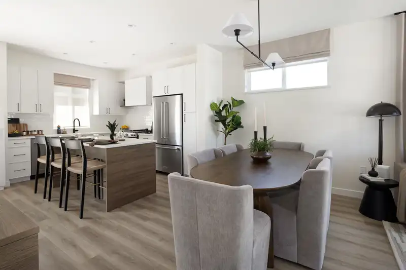 11 2150 RINDALL AVENUE - photo 3 of 13