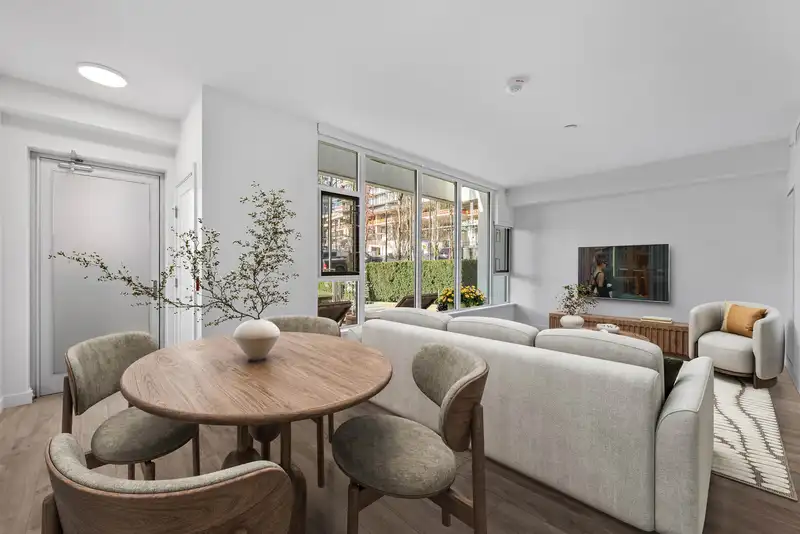 TH02 2288 ALPHA AVENUE - photo 1 of 40
