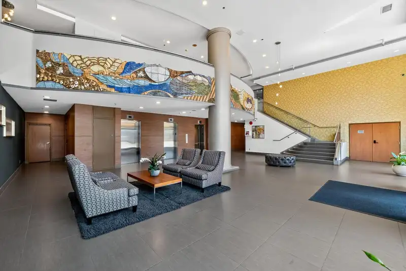 1501 1500 HOWE STREET - photo 4 of 19