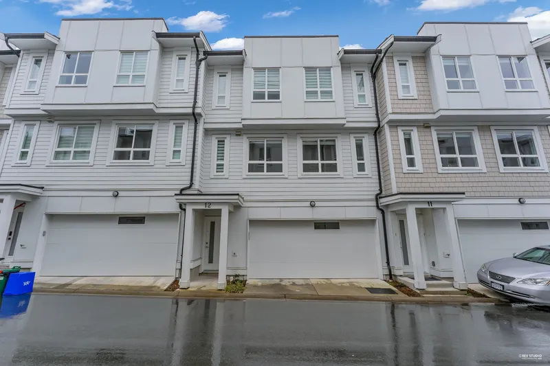 12 8181 135A STREET - photo 1 of 25