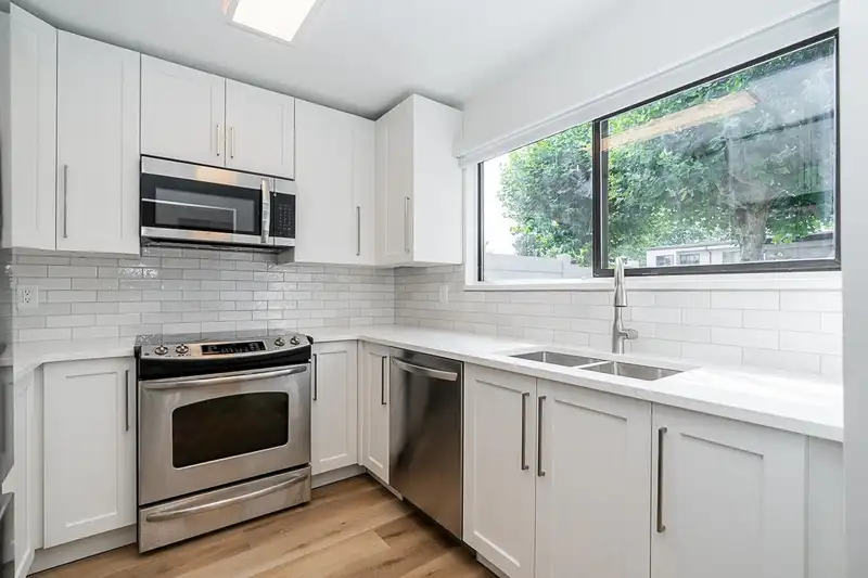 3363 SEFTON STREET - photo 3 of 40