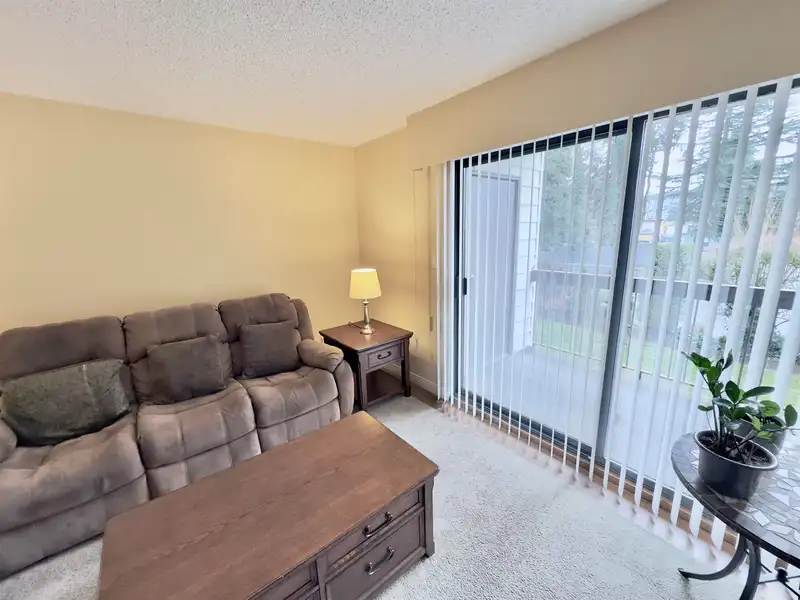 106 33490 COTTAGE LANE - photo 2 of 22