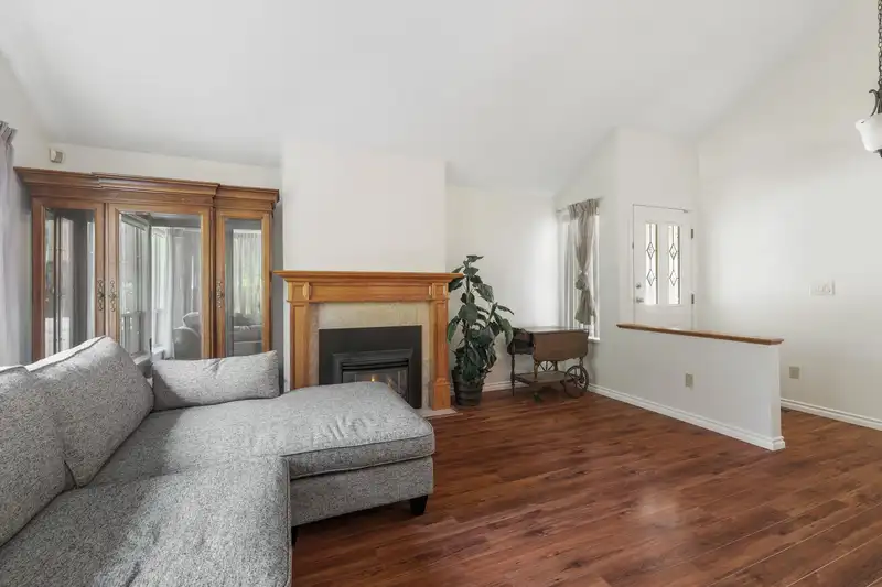 67 6140 192 STREET - photo 4 of 35
