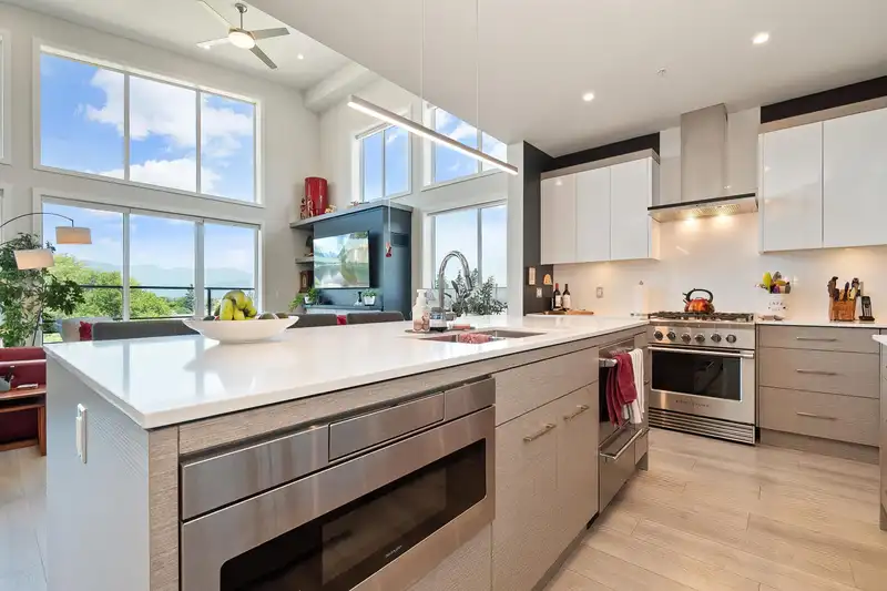 601 45510 MARKET WAY - photo 2 of 38