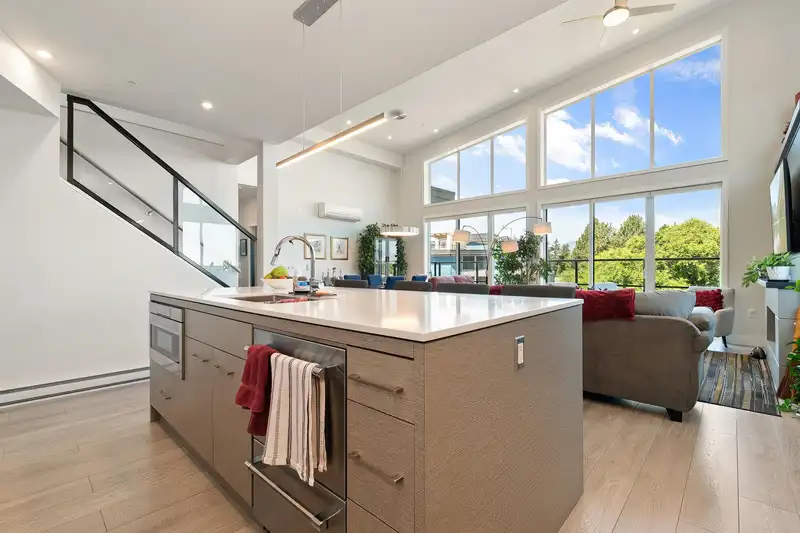 601 45510 MARKET WAY - photo 3 of 38