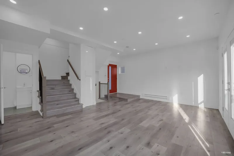 5140 SLOCAN STREET - photo 3 of 25