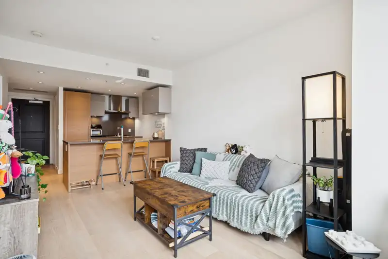 506 1515 ATLAS LANE - photo 3 of 18
