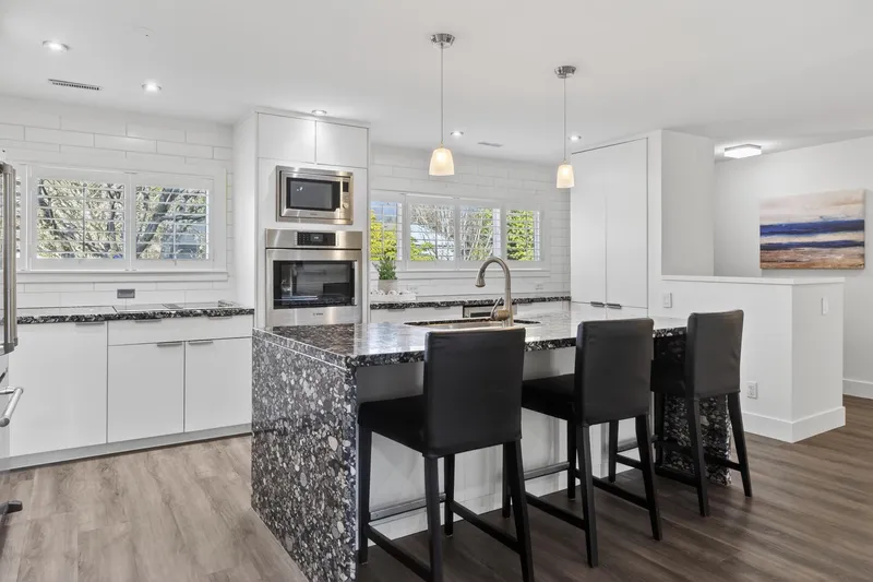 1375 MCBRIDE STREET - photo 4 of 25