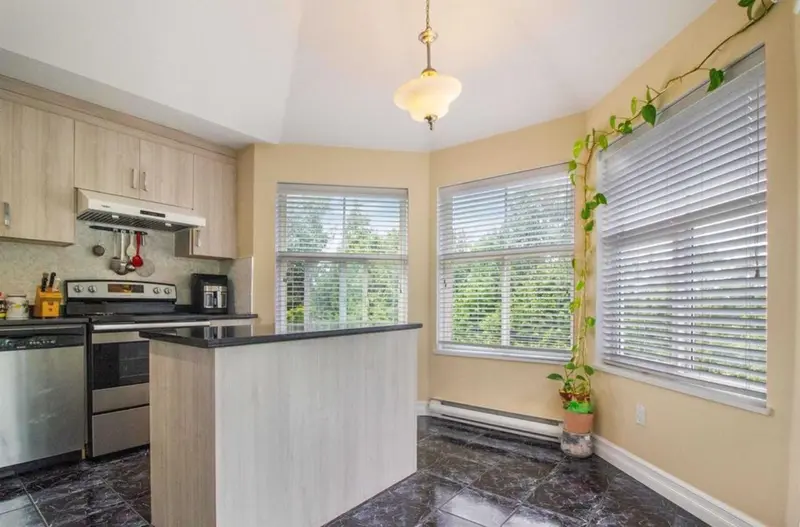 401 12739 72 AVENUE - photo 1 of 23