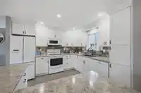 8762 CORNWALL CRESCENT - thumbnail 9