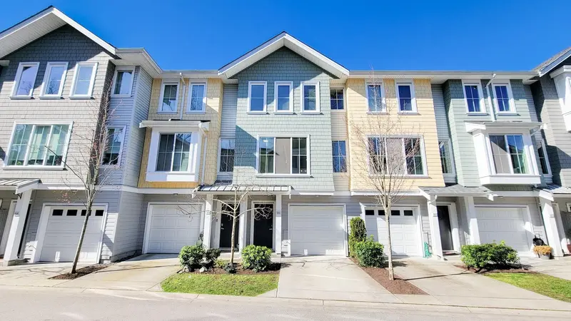 100 5550 ADMIRAL WAY - photo 1 of 25