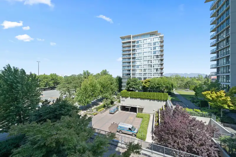 703 5088 KWANTLEN STREET - photo 4 of 26