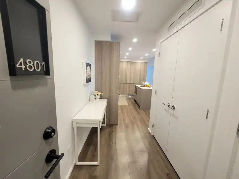 4801 3809 EVERGREEN PLACE - photo 2 of 36