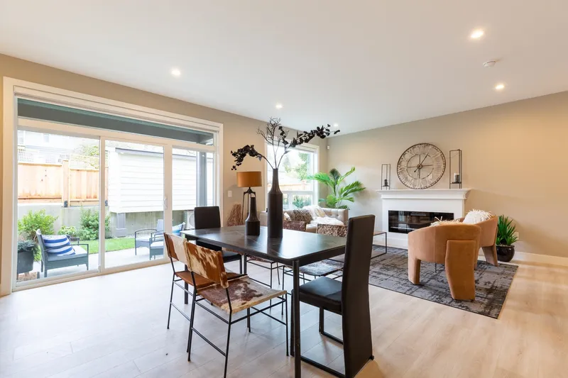 3 1211 THOMAS AVENUE - photo 4 of 25