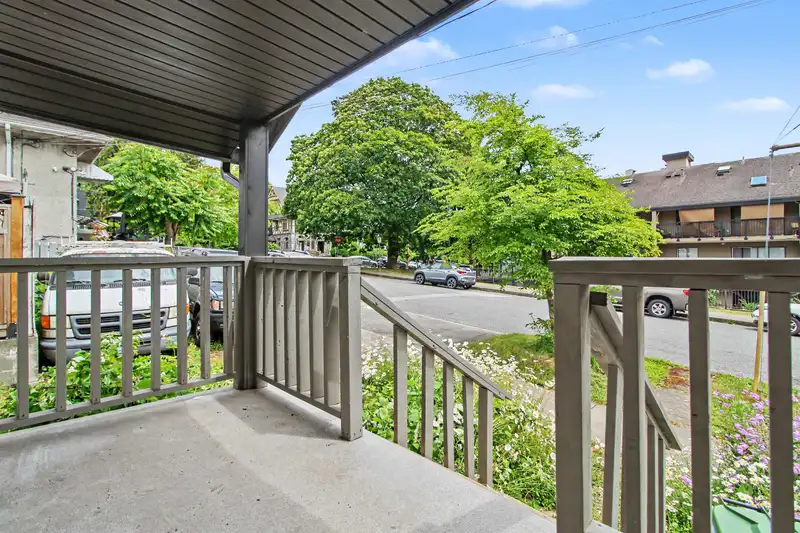 805 MILTON STREET - photo 4 of 40