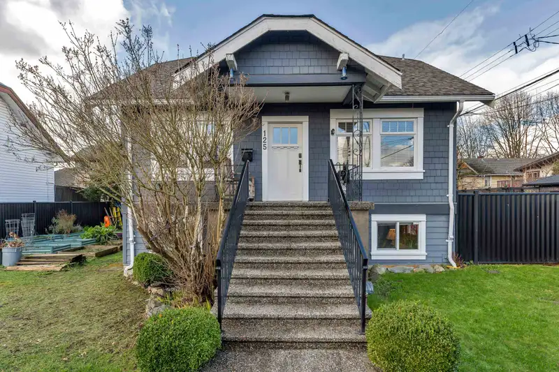 125 N GILMORE AVENUE - photo 1 of 40