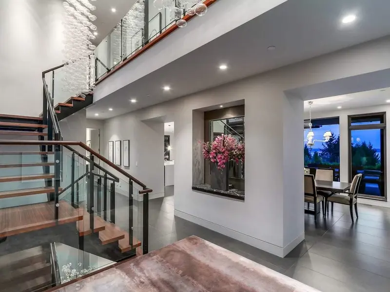 4308 ROCKRIDGE ROAD - photo 2 of 25