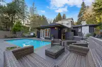 4411 STONE CRESCENT - thumbnail 1