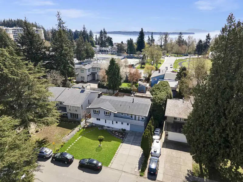 14704 16A AVENUE - photo 1 of 40