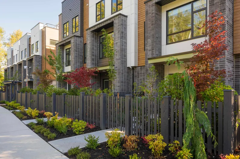 6 7946 204 STREET - photo 3 of 25