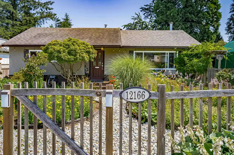 12166 220 STREET - photo 1 of 38