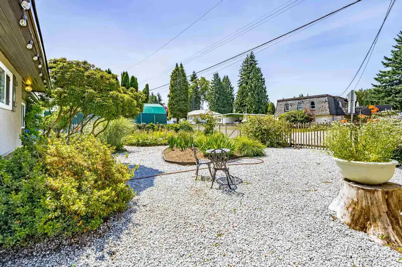 12166 220 STREET - photo 2 of 38