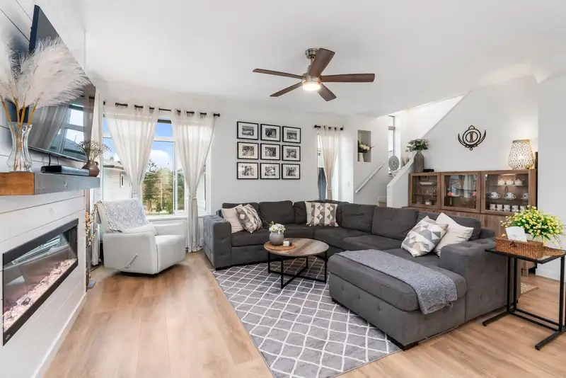 41 15235 SITKA DRIVE - photo 1 of 40