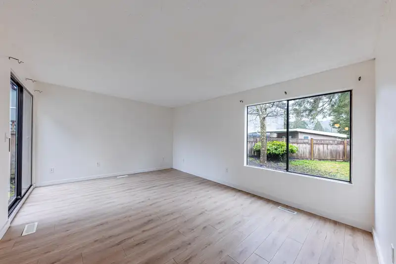 864 PINEBROOK PLACE - photo 3 of 28