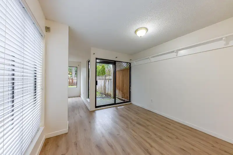 864 PINEBROOK PLACE - photo 4 of 28