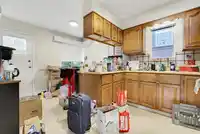 1280 E 27TH AVENUE - thumbnail 5