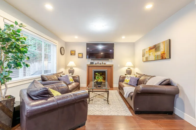 12 30748 CARDINAL AVENUE - photo 4 of 25