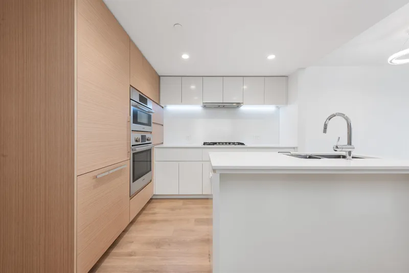 404 6900 PEARSON WAY - photo 2 of 25