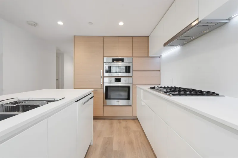 404 6900 PEARSON WAY - photo 3 of 25