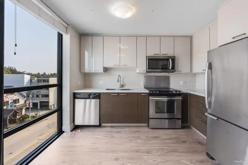 403 258 SIXTH STREET - photo 3 of 19