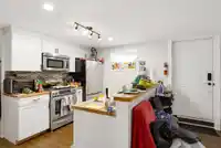 32110 BUECKERT AVENUE - thumbnail 4