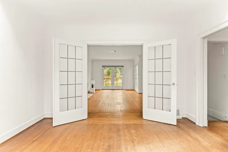 3545 W KING EDWARD AVENUE - photo 4 of 22