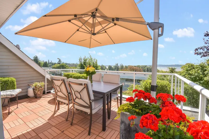 933 HABGOOD STREET - photo 2 of 25