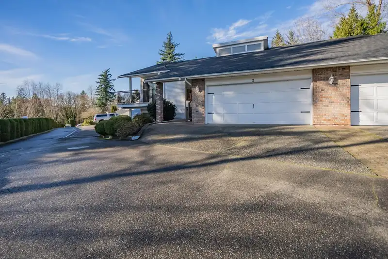 2 3632 BULKLEY STREET - photo 2 of 35