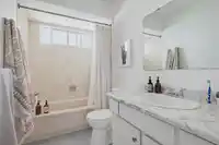 2554 E 7TH AVENUE - thumbnail 16
