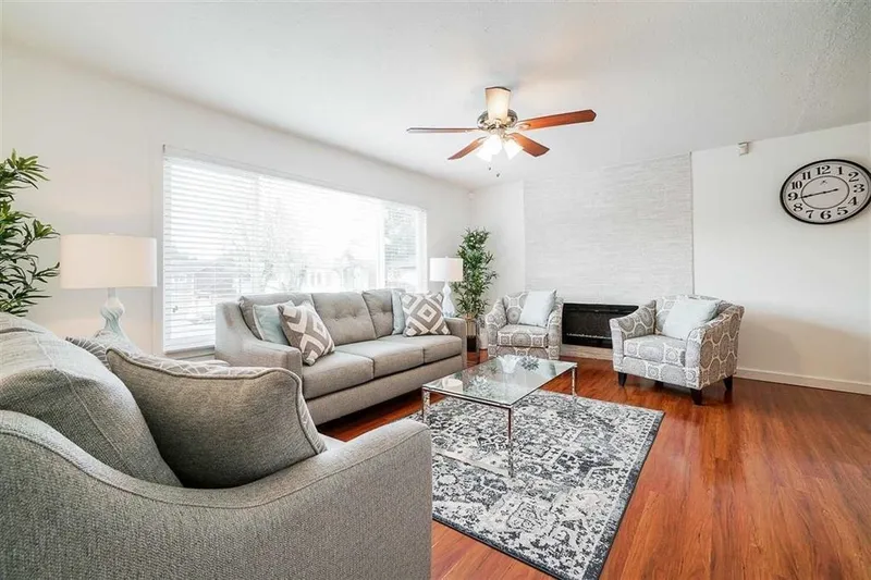 3174 ROYAL COURT - photo 1 of 13