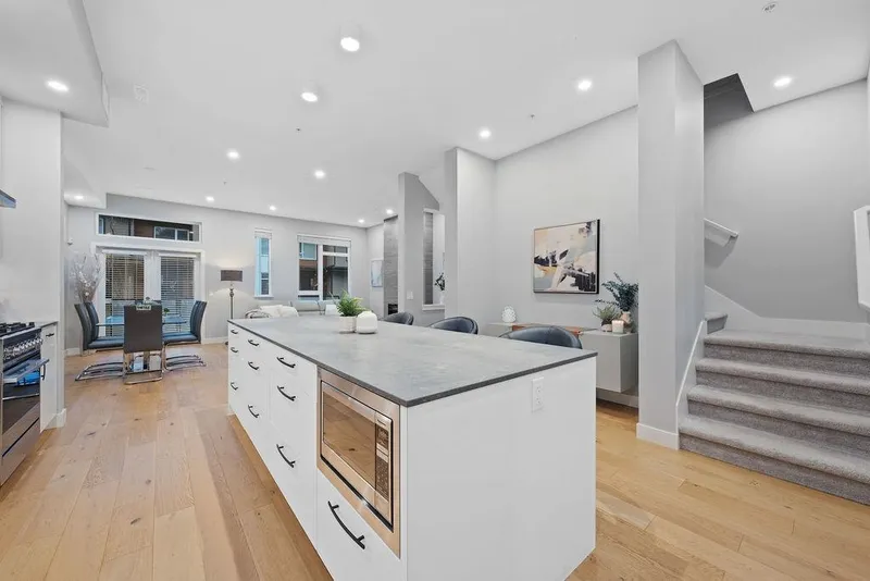 4684 CAPILANO ROAD - photo 3 of 25