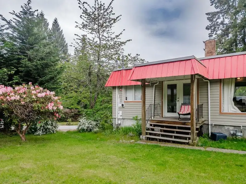 5197 RADCLIFFE ROAD - photo 4 of 13