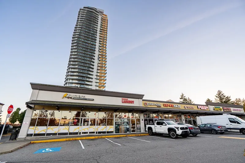 1206 11967 80 AVENUE - photo 1 of 25