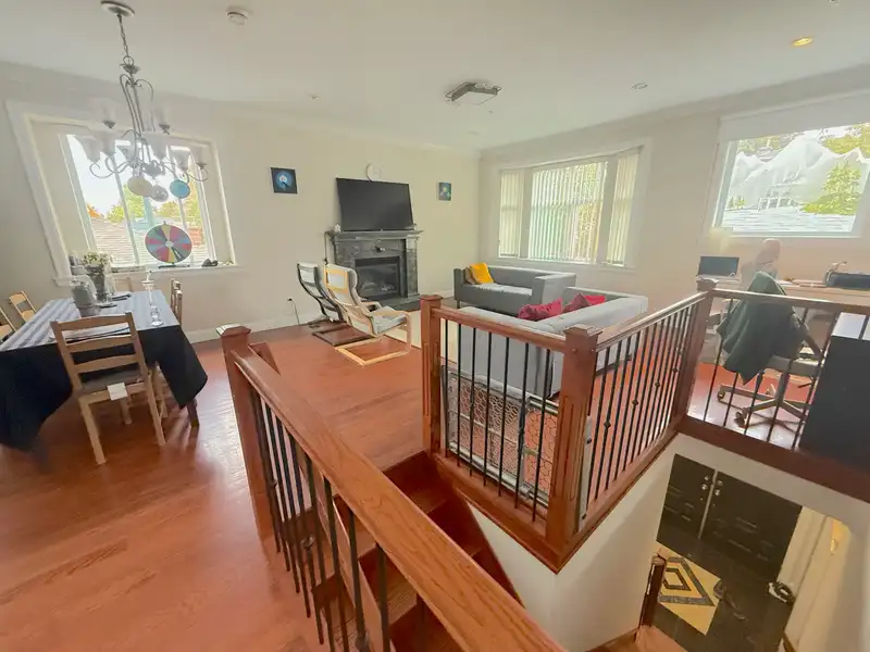 5421 FLEMING STREET - photo 2 of 34