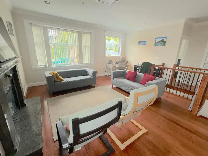 5421 FLEMING STREET - photo 3 of 34