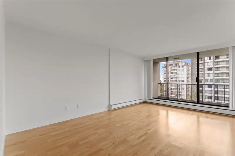602 710 SEVENTH AVENUE - photo 2 of 21