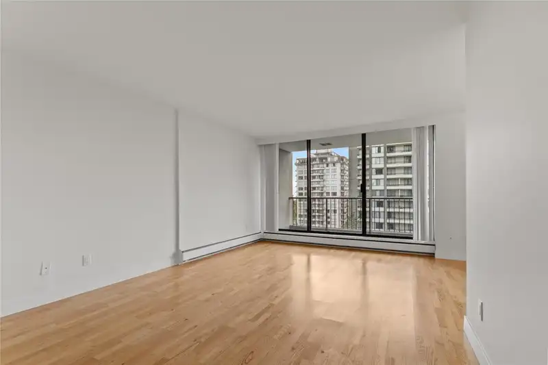602 710 SEVENTH AVENUE - photo 3 of 21