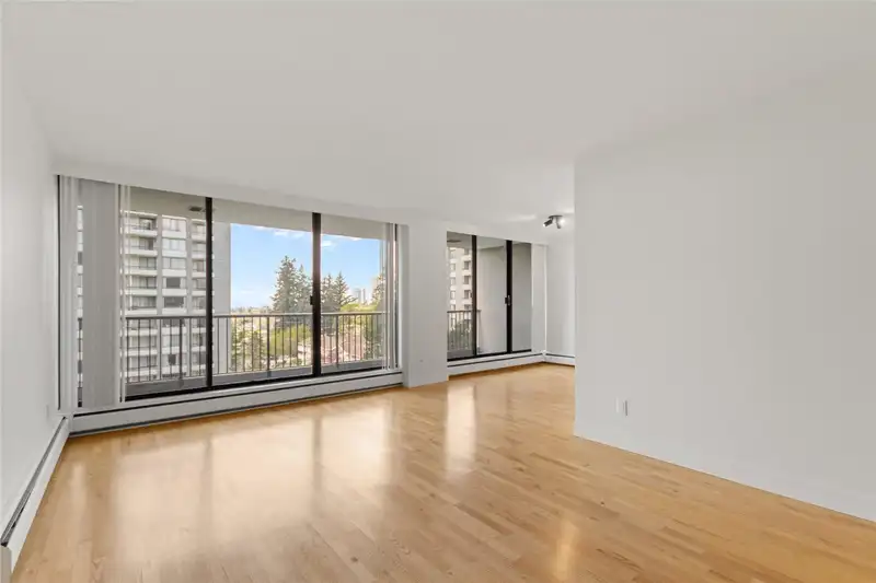 602 710 SEVENTH AVENUE - photo 4 of 21