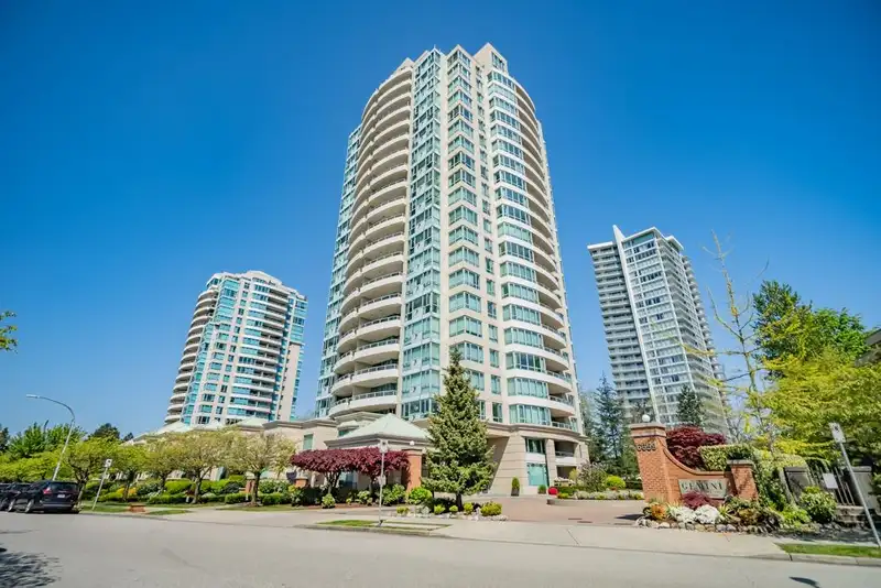 1404 6659 SOUTHOAKS CRESCENT - photo 1 of 40