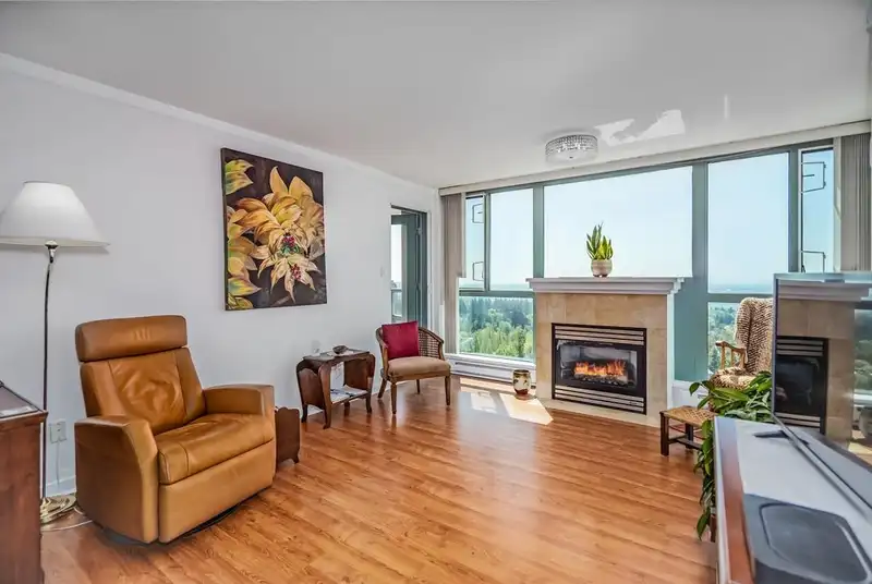 1404 6659 SOUTHOAKS CRESCENT - photo 4 of 40